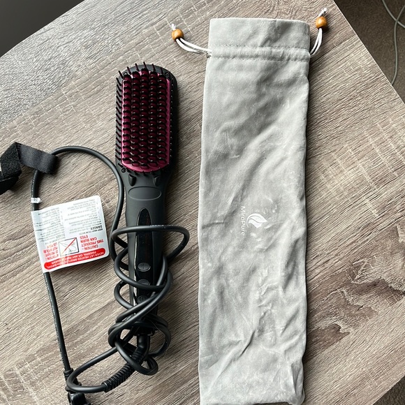 Enhanced Hair Straightener Brush by MiroPure, 2-in-1 Ionic Straightening Brush - Picture 2 of 5